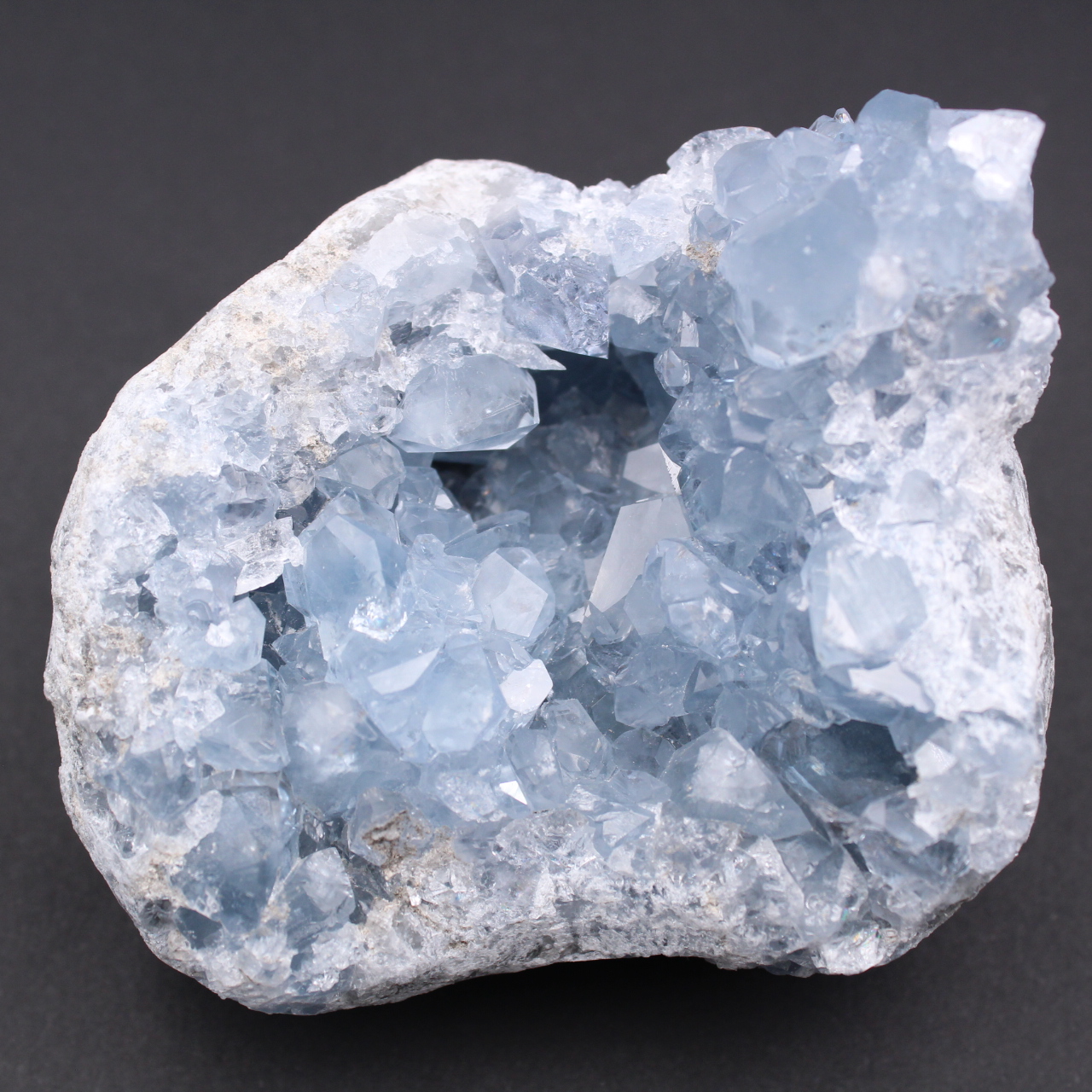 Blauwe celestietkristallen