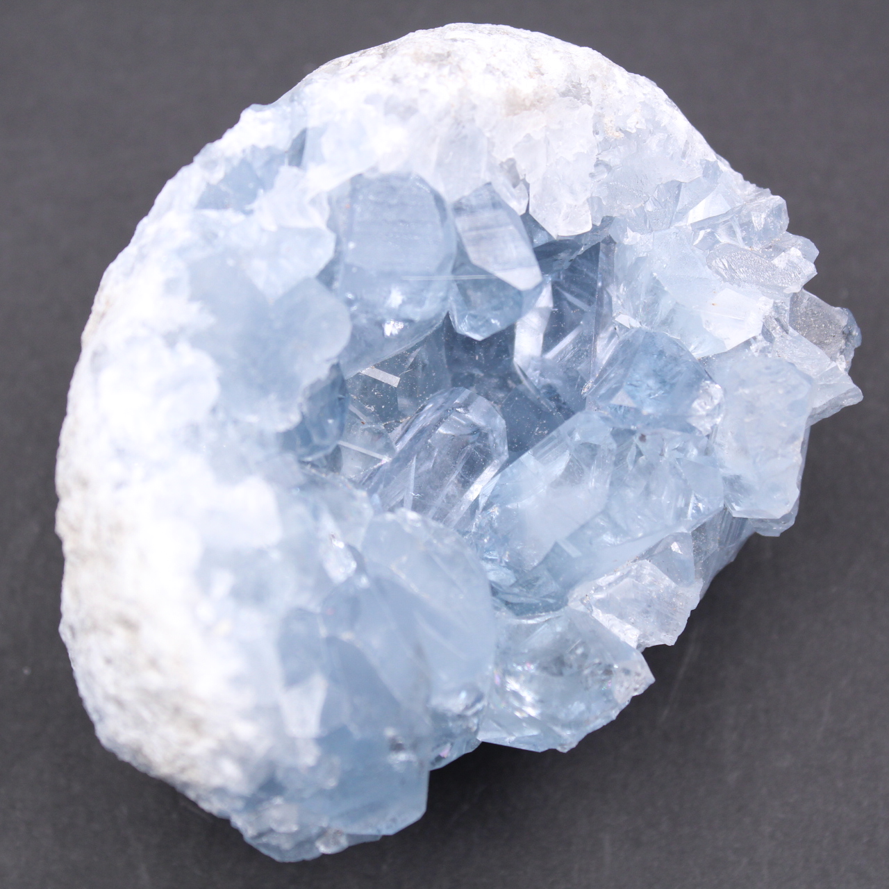 Blauwe celestietkristallen