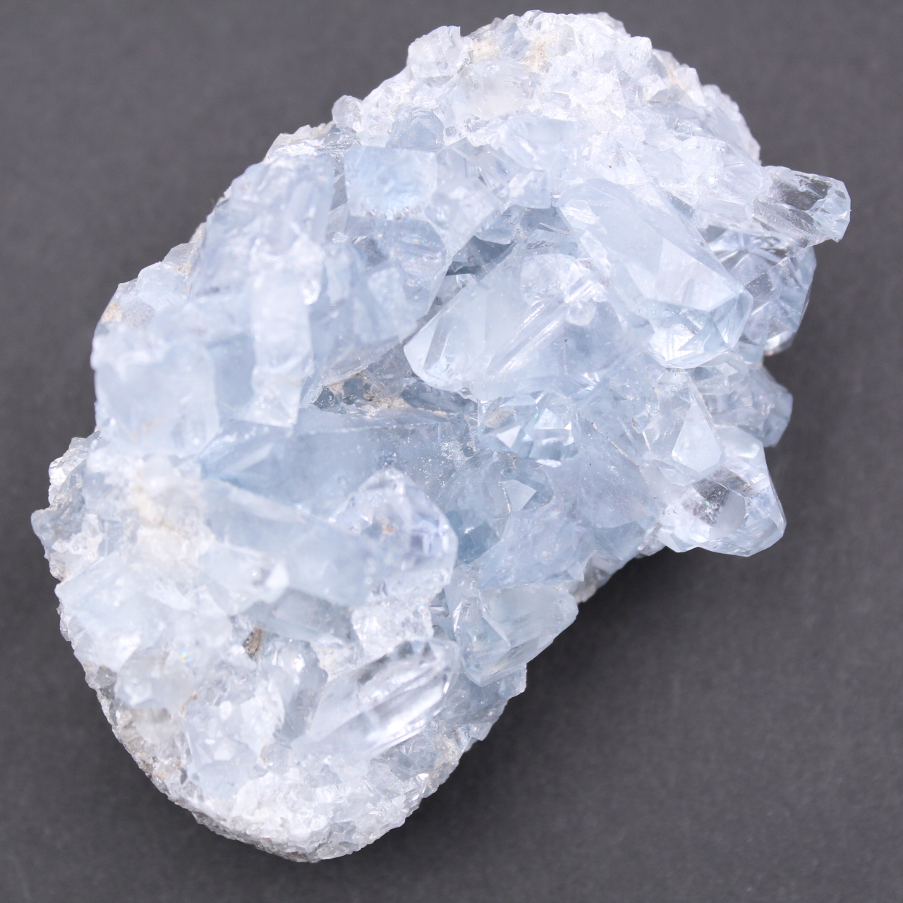Blauwe celestietkristallen