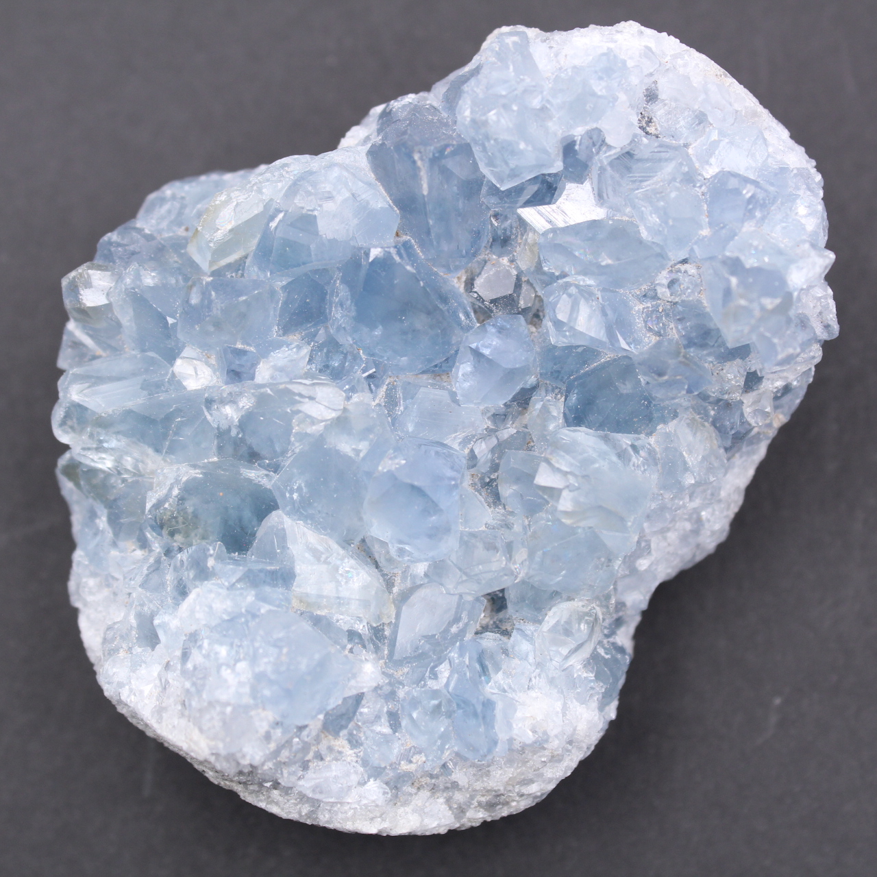 Blauwe celestietkristallen