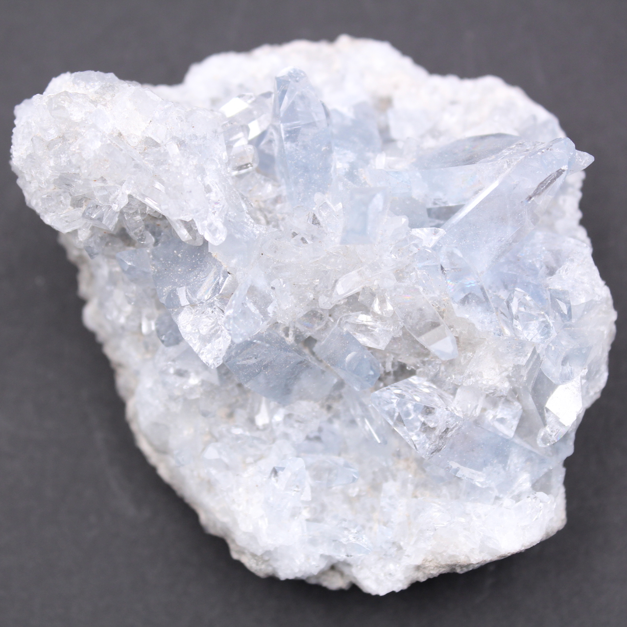 Blauwe celestietkristallen