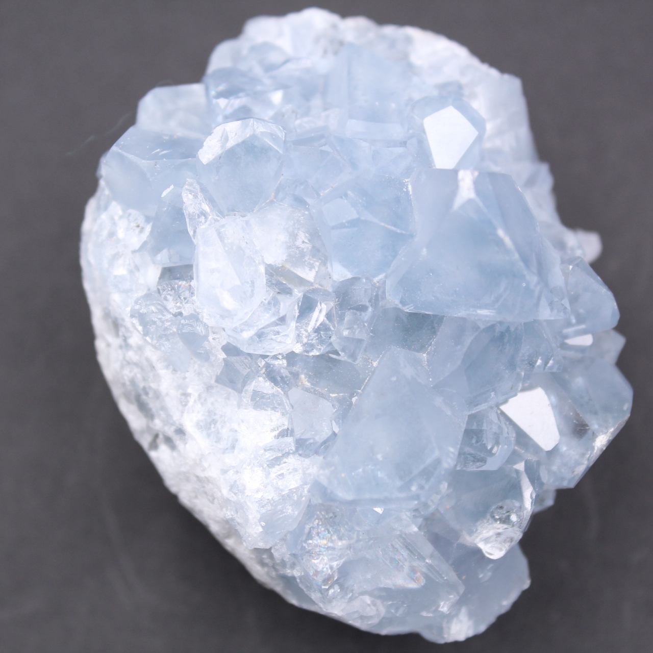 Blauwe celestietkristallen