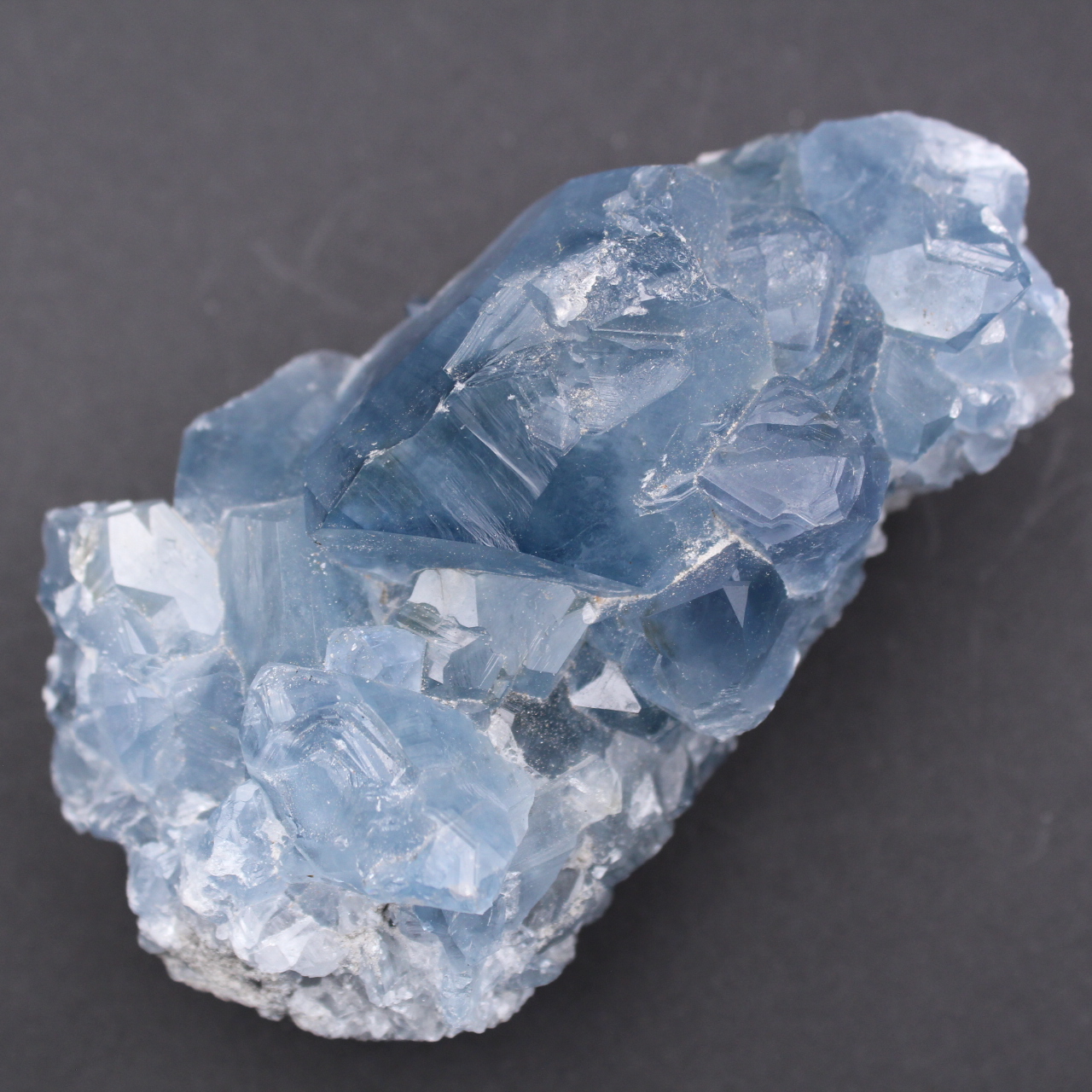 Blauwe celestietkristallen
