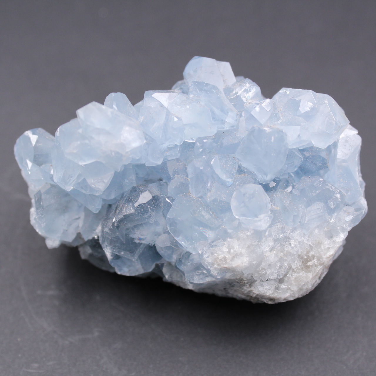 Blauwe celestietkristallen