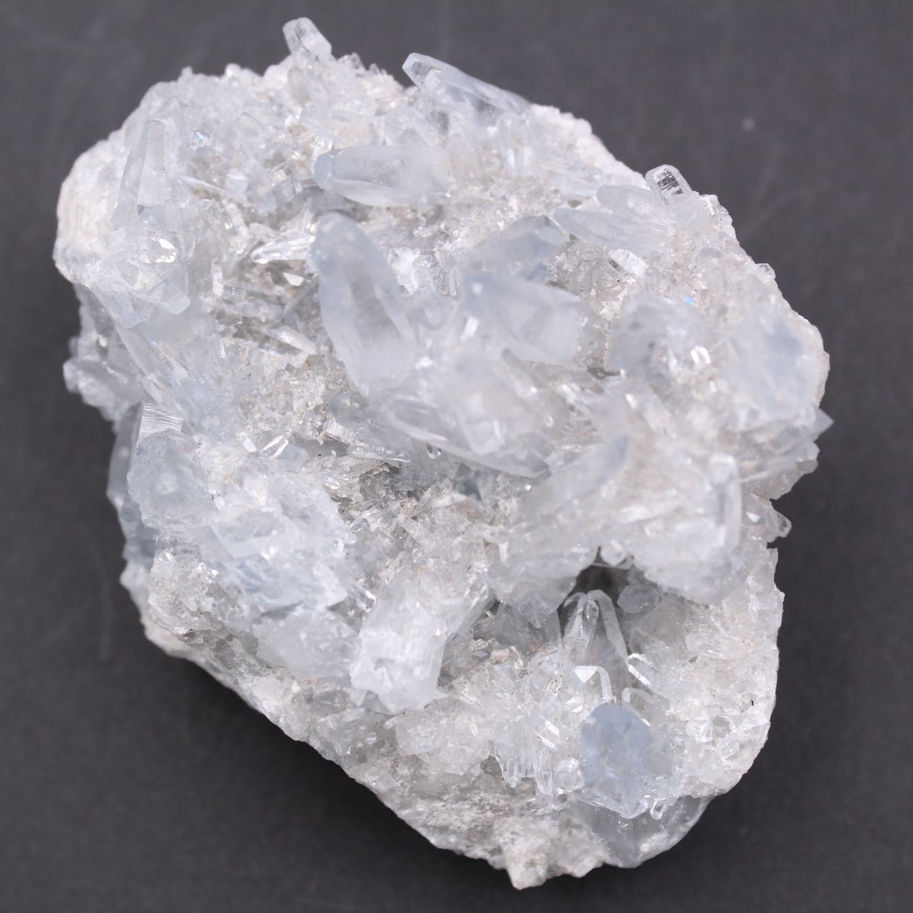 Blauwe celestietkristallen