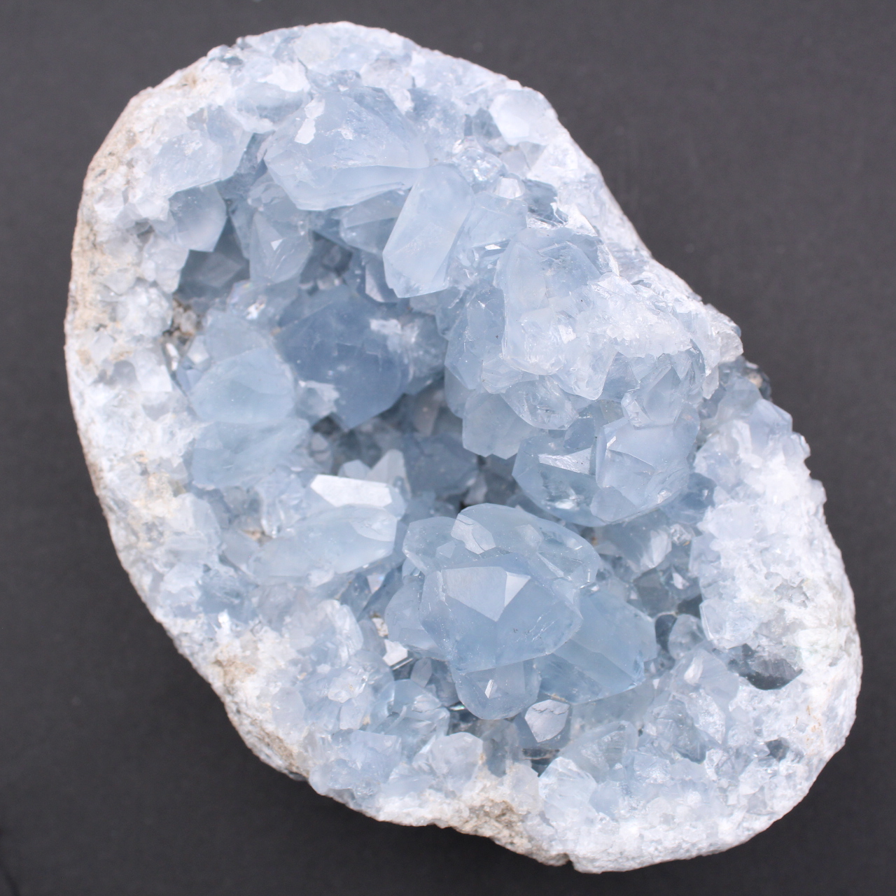 Blauwe celestietkristallen