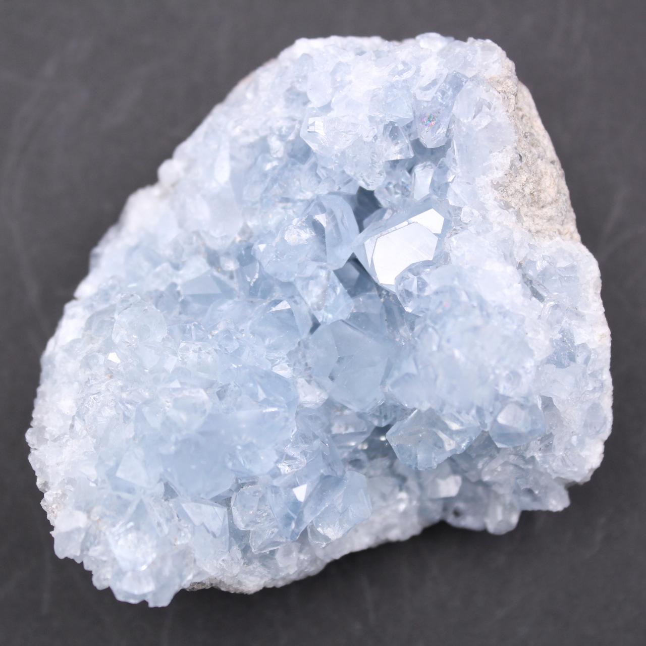 Blauwe celestietkristallen