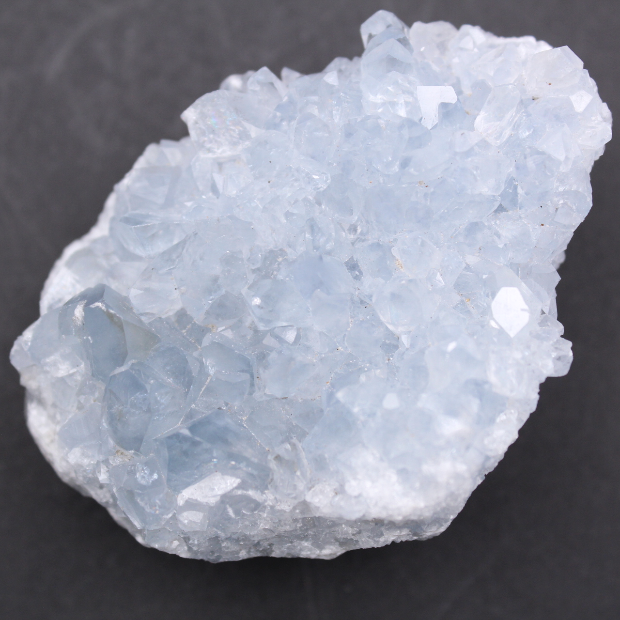 Blauwe celestietkristallen