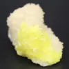Zwavelkristallen op calciet - 0