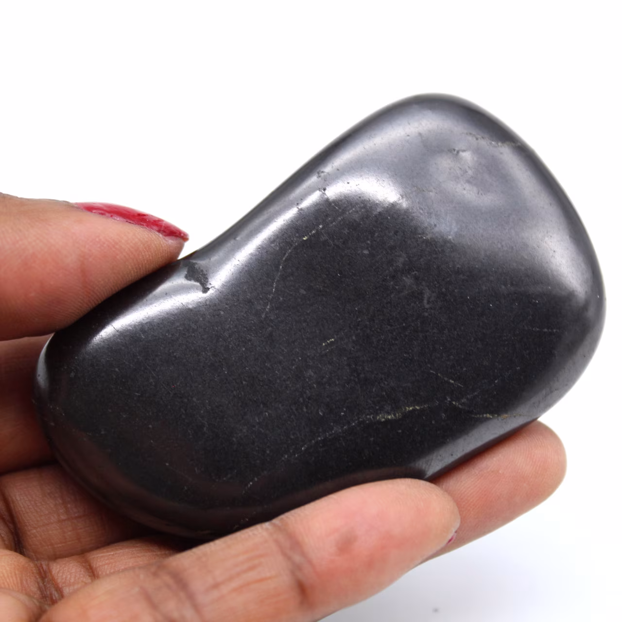 Gepolijste shungite steen
