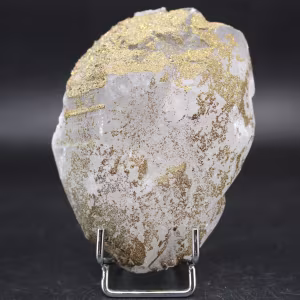 Pyriet op calciet