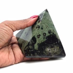 Kambamba jaspis piramide