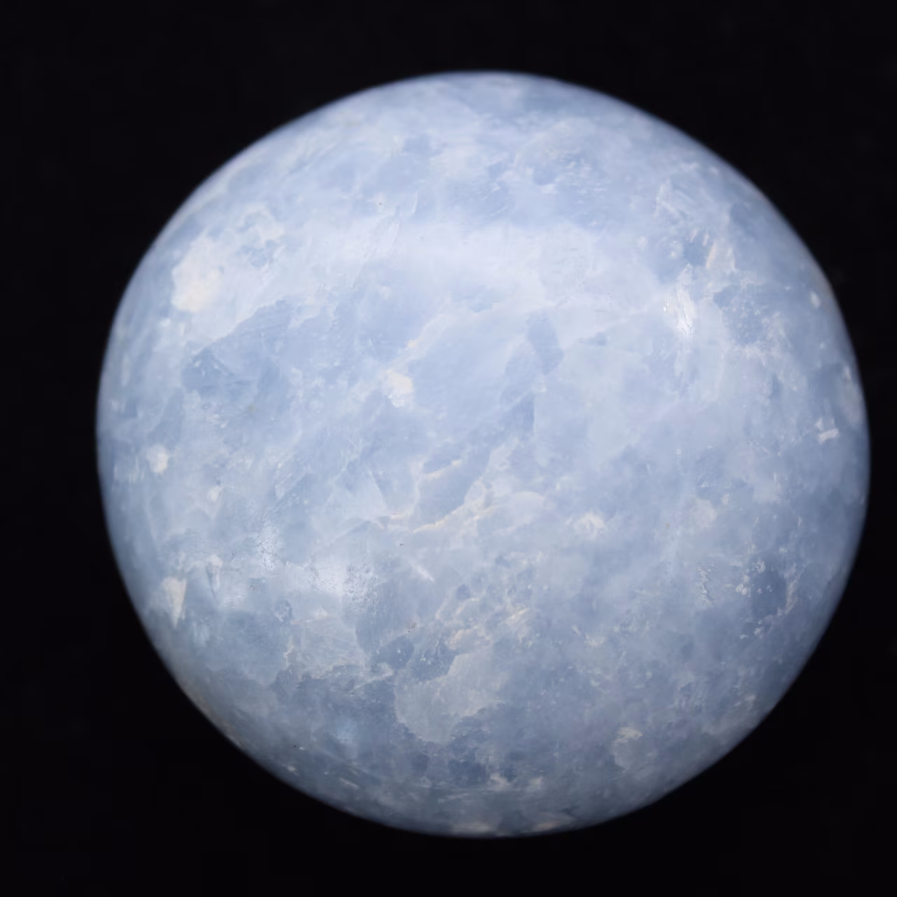 Blauwe calciet steentjes