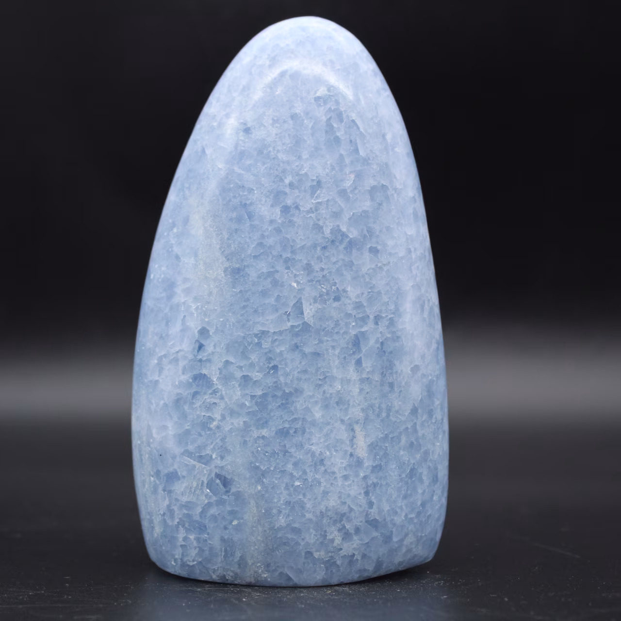 Blauwe calciet uit Madagaskar