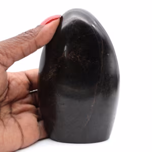 Rots gepolijst in diopside