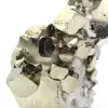 Grote pyrietkubussen met kwartskristallen - 7