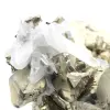 Grote pyrietkristallen met calciet - 7