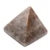 Microcline stenen piramide uit Madagaskar - 0