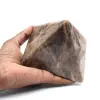 Microcline stenen piramide uit Madagaskar - 1