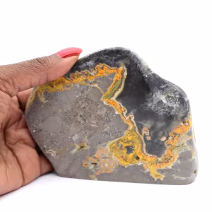 Mineraalornament: Gepolijste hommeljaspis uit Indonesië