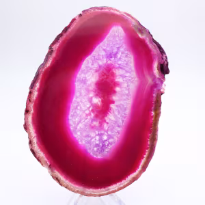Gepolijste plak roze geverfde agaat