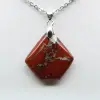 Hanger van rood jaspismineraal - 0