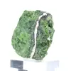 Ruwe Finse chroomdiopside op een sokkel, groene steen, 135 g - 2