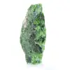 Ruwe chroomdiopside op een sokkel, Scandinavische groene steen, 60 g - 2