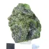 Natuurlijke, ruwe chroomdiopside uit Finland op een basis van 65 g - 6