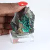 Ruwe groene brochantietmineraal uit Chili op ganggesteente. - 1