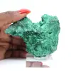 Malachietspecimen met groene vezels uit Congo, acrylen standaard - 6