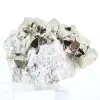 Een exemplaar van pyriet uit Peru met goudkleurige octaëdrische kristallen. - 1