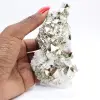 Pyriet uit Peru in octaëdrische vormen – een verzamelobject op een voetstuk. - 9