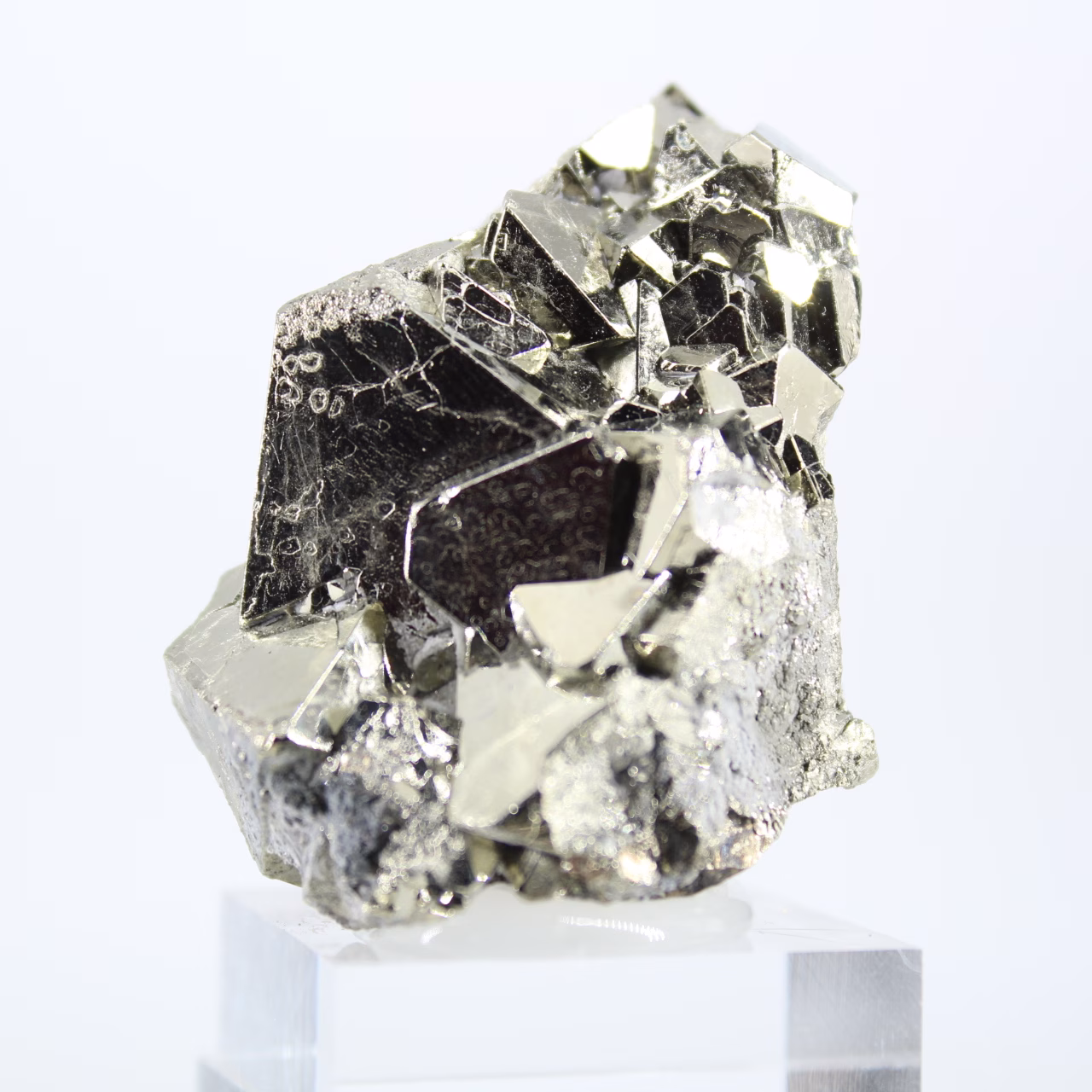 Natuurlijke octaëdrische pyrietsteen – Herkomst: Peru