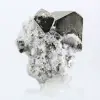 Octaëdrische kristallen van pyriet, ijzersulfide uit Peru. - 0