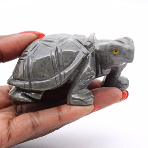 Schildpad in Boliviaanse speksteen voor mineralenverzameling