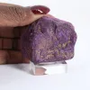Purpuriet uit Portugal – Ruw specimen gemonteerd op standaard - 1